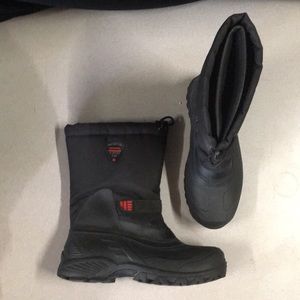 weatherproof winter fun snow boots size 11